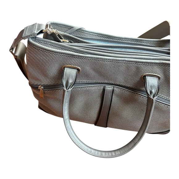 Tumi Earl Gray Nylon Expandable Laptop Briefcase Crossbody - Picture 3 of 15